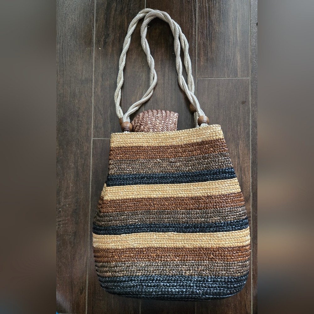 Striped Multicolor Whwatstraw Woven Tote Bag - Picture 5 of 9
